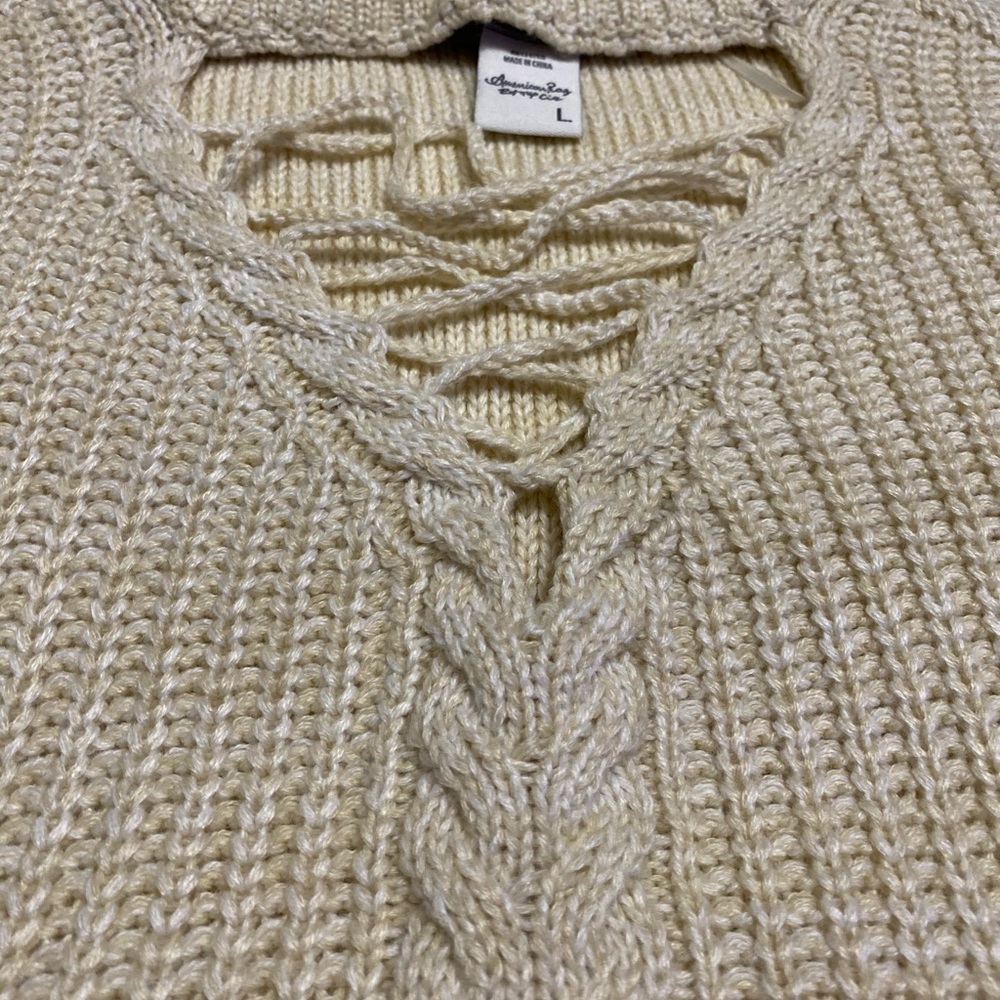 American Rag Sweater 🤍 - Picture 2 of 3